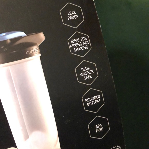 Contigo leak proof shake & go fit shaker bottle - Picture 6 of 6